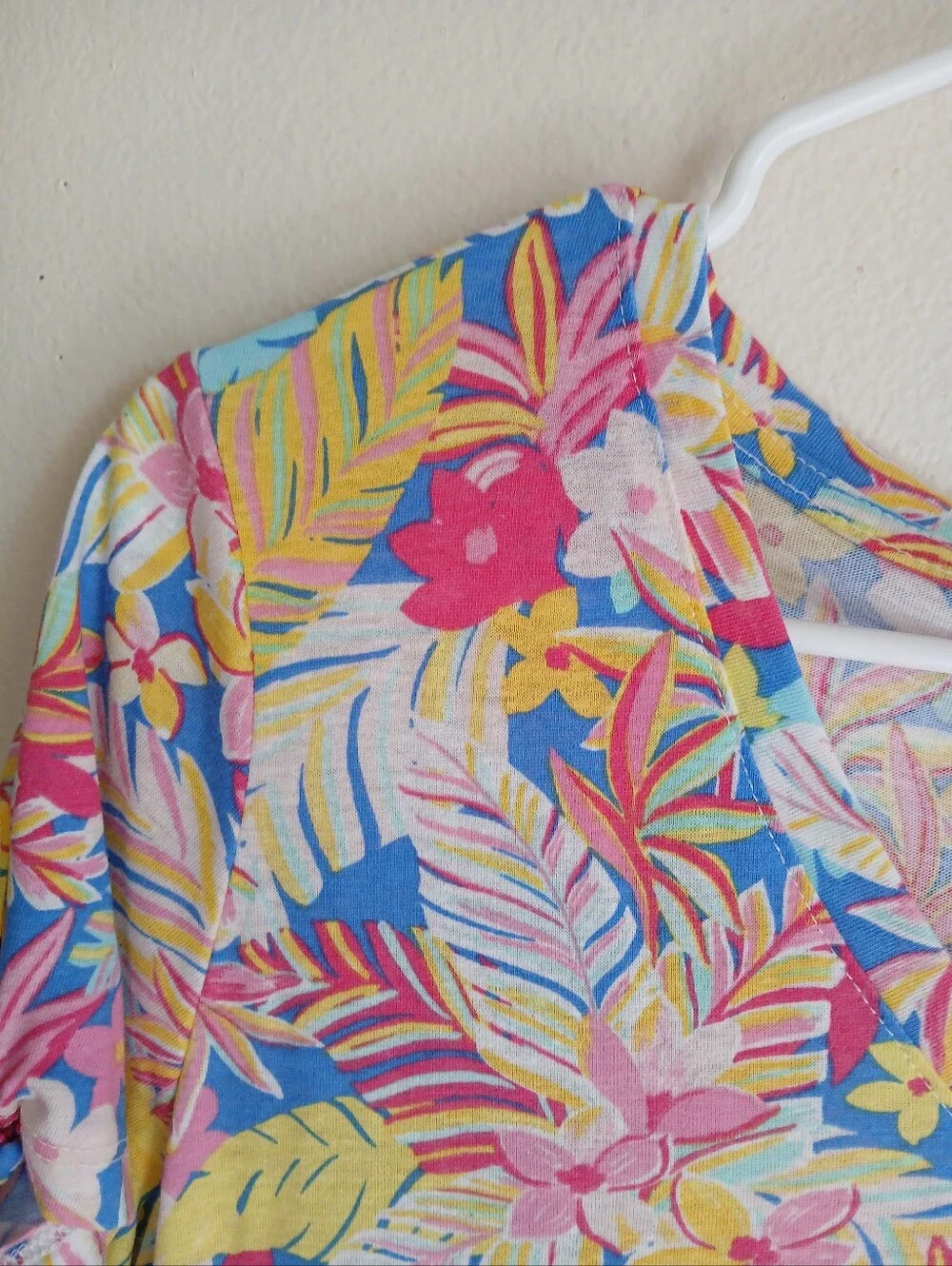 Stella Parker Top Size Large Floral Ruffle Hem